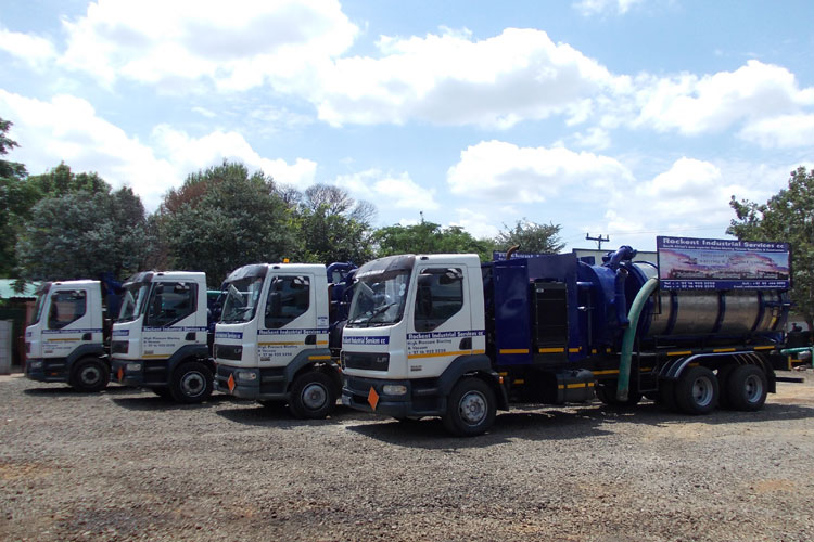 Rockent-Drain-and-Floor-Cleaning